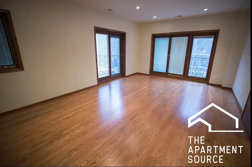 3 bed, 2.5 bath, $4,975 — Photo 4