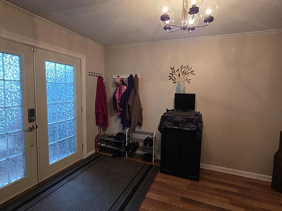 3rd image of 1314 Dulles Dr APT A