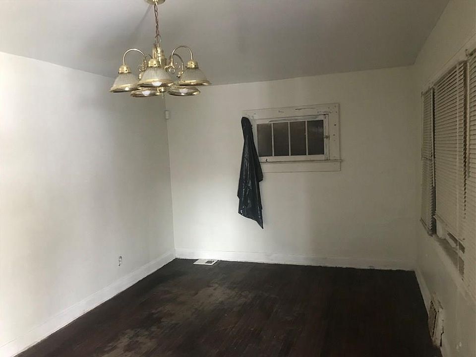 2nd image of 618 N Chester Ave