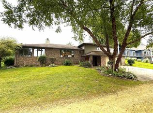 23270 417th Ave, Bellevue, IA 52031