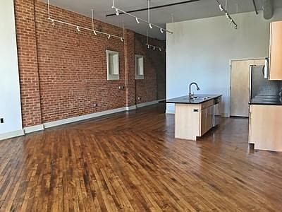 2nd image of 241 N George St