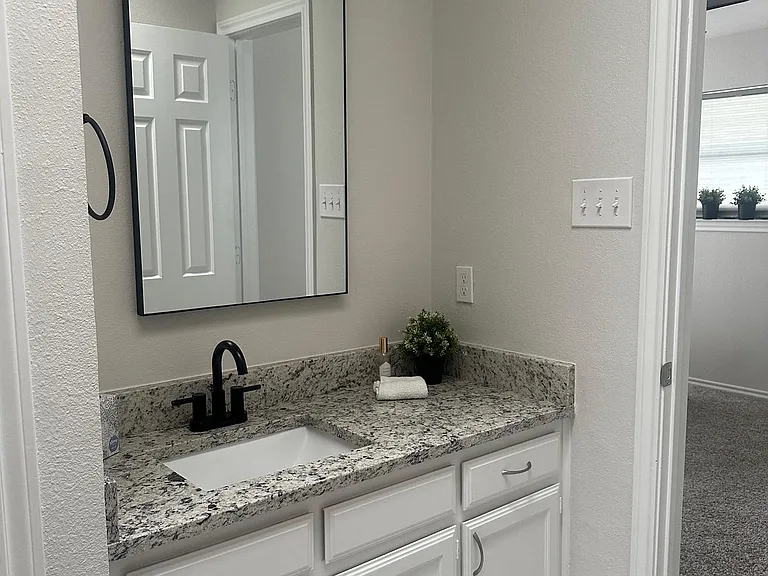 1428 Hampton Rd — Photo 13