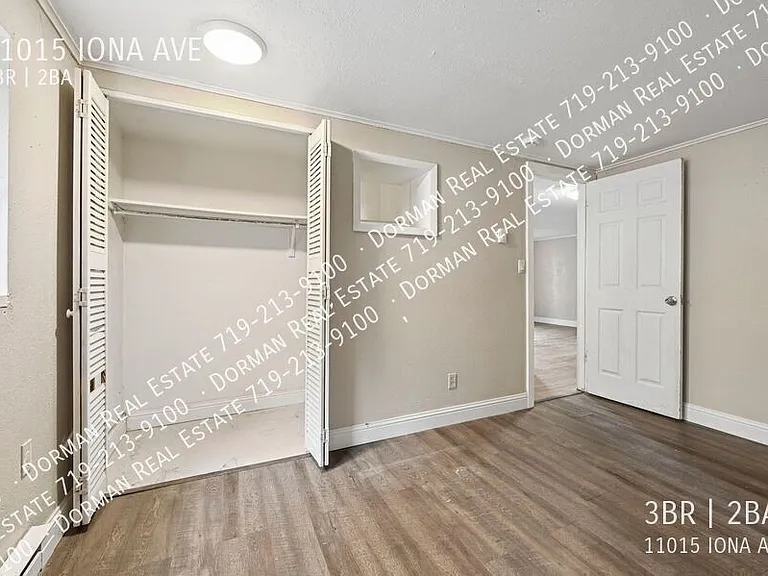 11015 Iona Ave — Photo 9