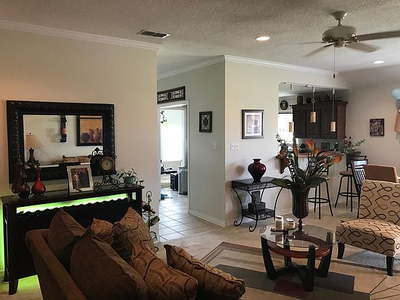 4th image of 13633 Hidden Oaks Dr