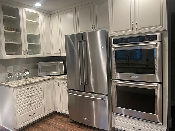 4th image of 205 W 26th Ave