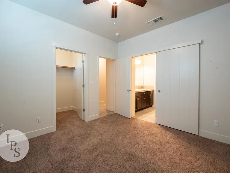 3245 Lexington Ave — Photo 21