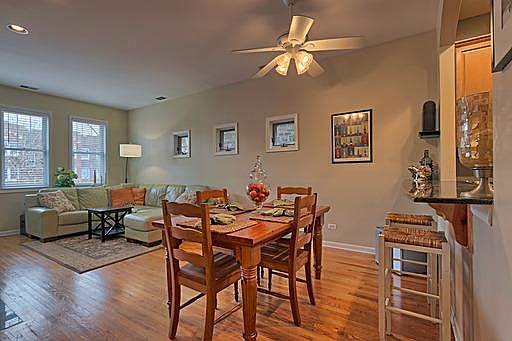 4th image of 4212 N Ashland Ave APT 2S