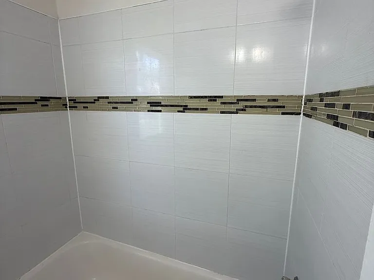 107 Eureka Rd — Photo 6