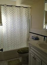 5th image of 1031 Park Dr APT 4