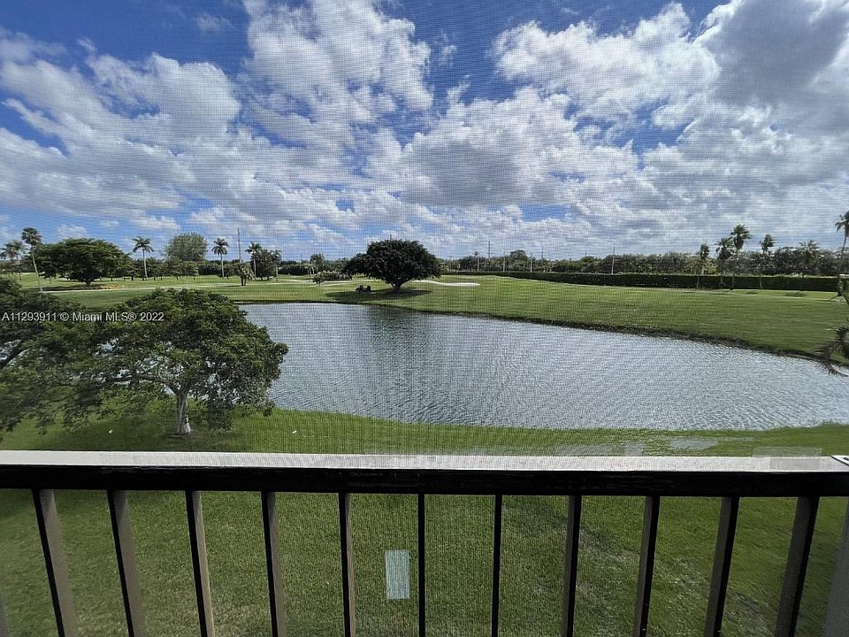 1st image of 9320 S Hollybrook Lake Dr APT 303