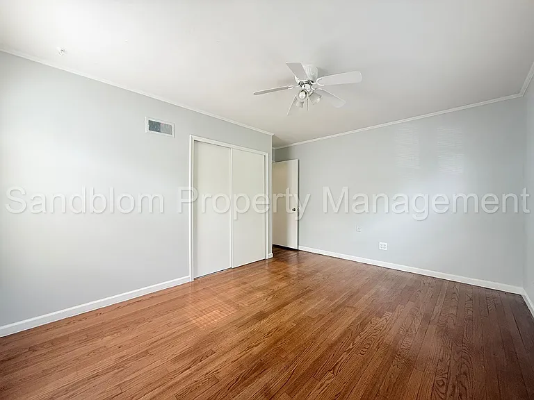 4624 E 24th Pl — Photo 16