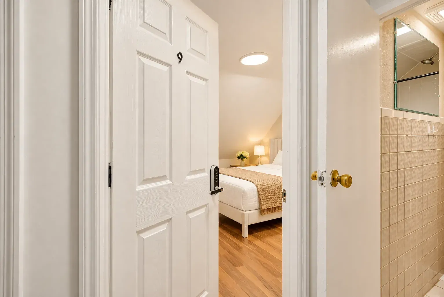 5 bed, 2614 sqft, $1,000 — Photo 3