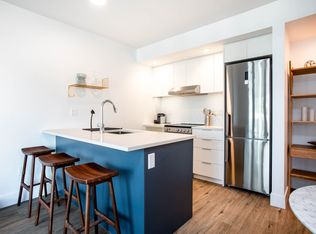108 W 13th St #1509, North Vancouver, BC