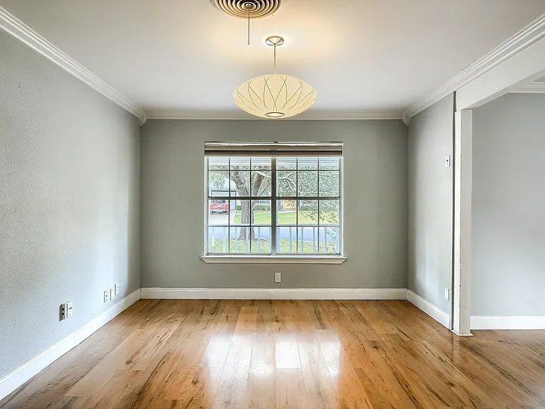 1011 Berrywood Dr — Photo 8