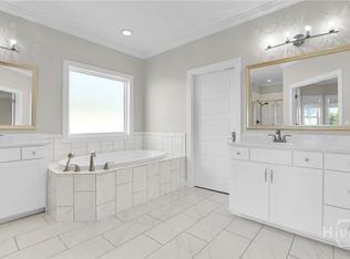 75 Redwall Cir, Savannah, GA 31407