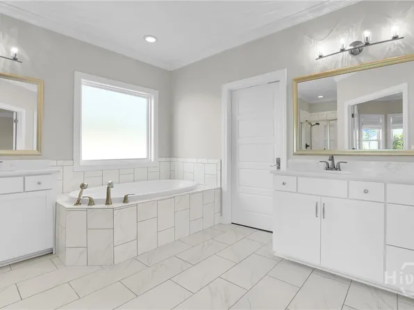 75 Redwall Circle, Savannah, GA 31407