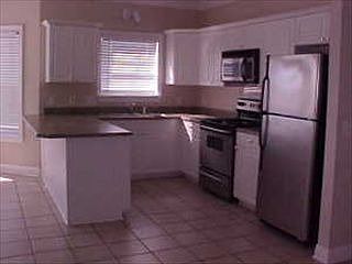 3rd image of 1419 Loch Ln