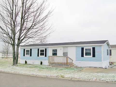 1st image of 42242 Chalet Dr