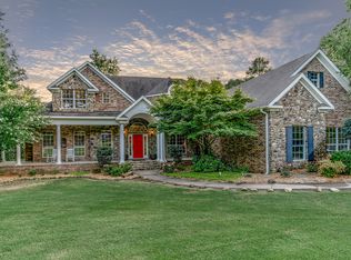 2925 Collins Dr, Conway, AR 72034