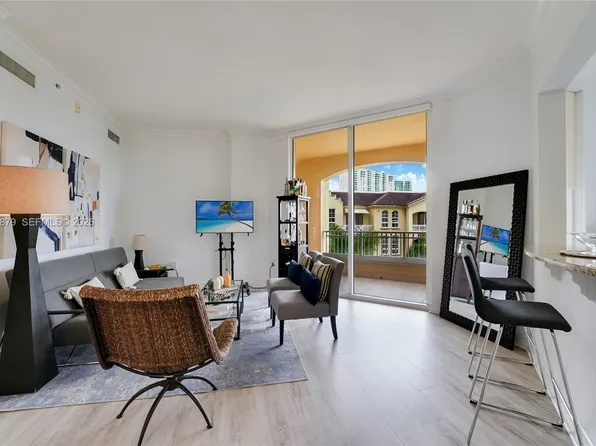 3001 NE 185th St APT 612, Aventura, FL 33180