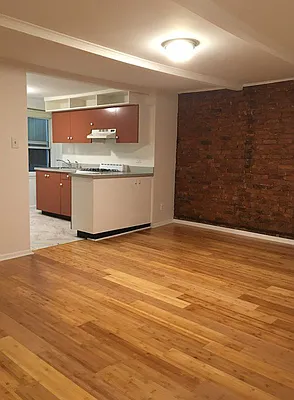 Rented by Brooklyn Bridge | media 6