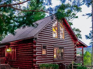 258 Dupont Dr, Blue Ridge, GA 30513