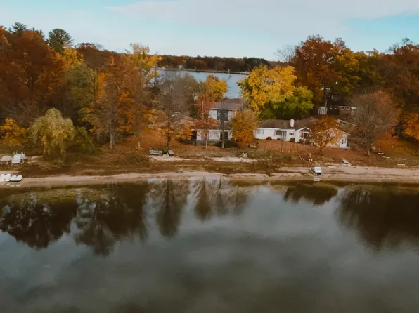 6335 W Lake Rd, Twin Lake, MI 49457