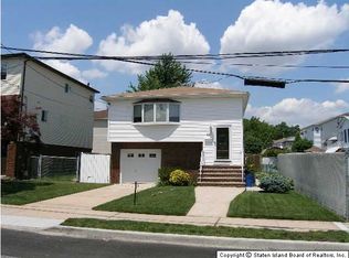 321 Ogorman Ave, Staten Island, NY