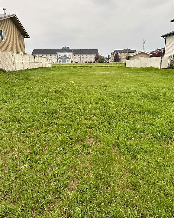 2nd image of 132 Upland Ave W