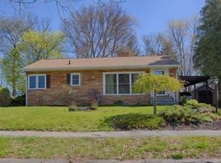 26 Wayside Dr, Danvers, MA 01923