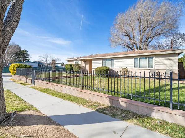 671 W Avenue J12, Lancaster, CA 93534