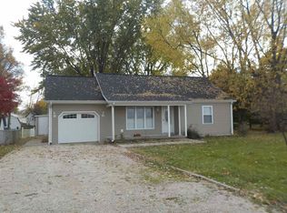211 E Viola Ave, Washington, IN 47501