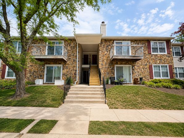 17 Barberry Ct
