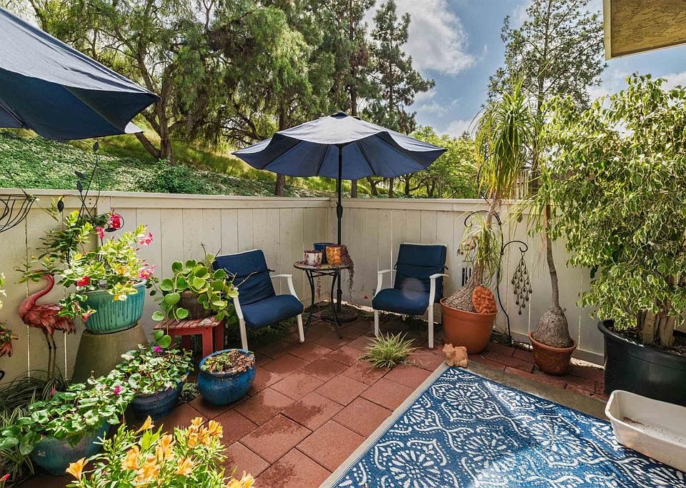 1st image of 4239 Vista Del Rio Way Unit 6