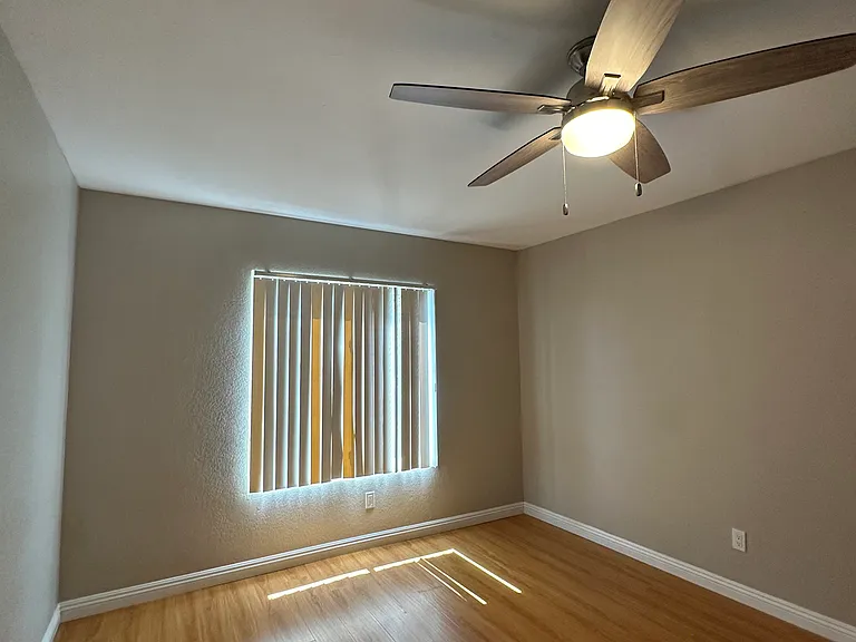 5135 Maynard St — Photo 14