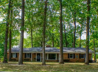 350 W Clearwater Dr, Warsaw, IN 46582