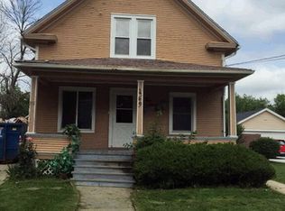 469 S Union St, Aurora, IL 60505