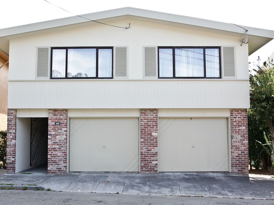 Mid Century Panoramic View Home
