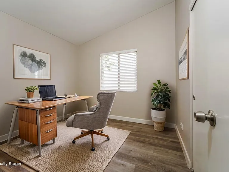 3639 Covewick Dr — Photo 17
