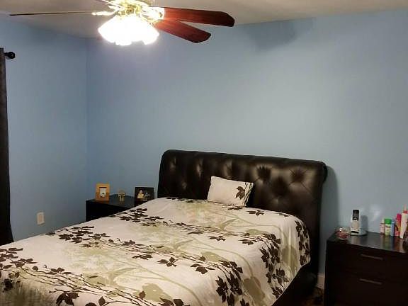 4th image of 1081 Summit Place Cir APT A