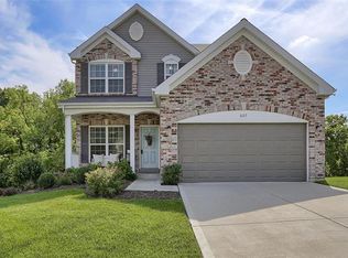 607 Falling Brook Dr, O'Fallon, MO 63366