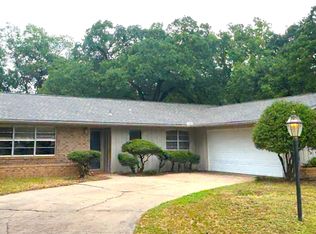 1425 Scenic Dr, Graham, TX 76450