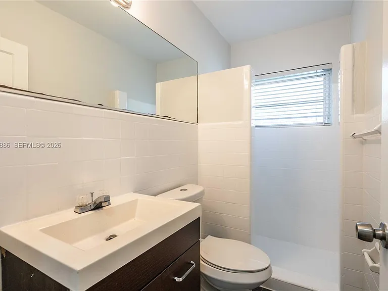 433 NE 82nd St #11 — Photo 14