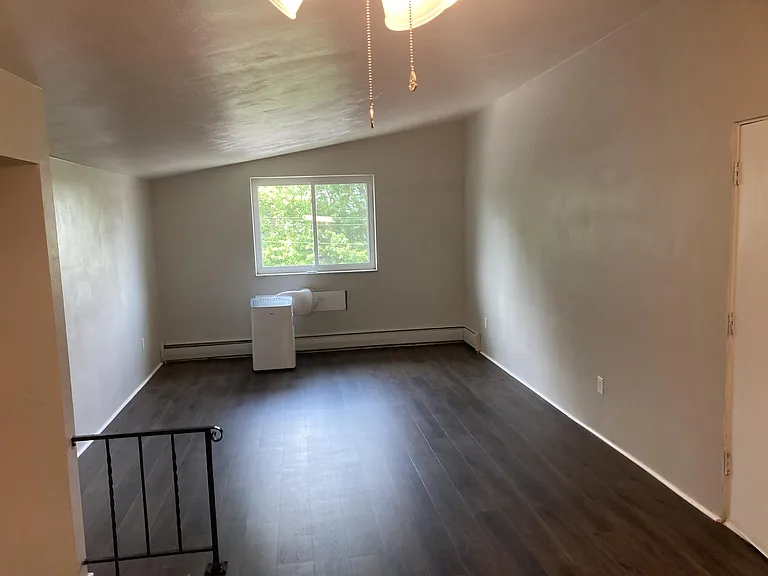 400 Swissvale Ave #12 — Photo 5