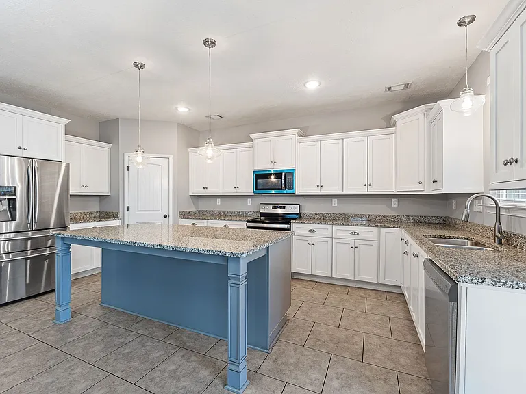 3070 Margot Ln — Photo 11