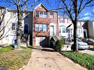 2206 Forest Glade Ln, Suitland, MD 20746