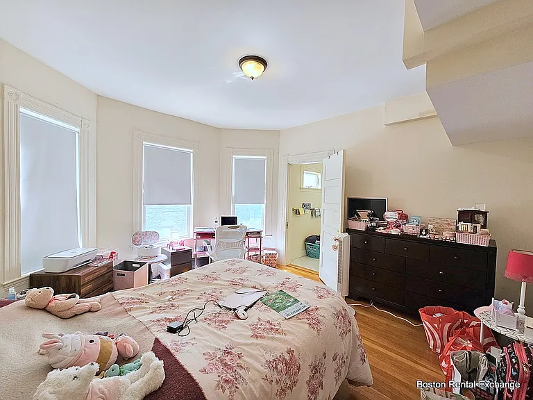 247 Walden St #2 — Photo 9