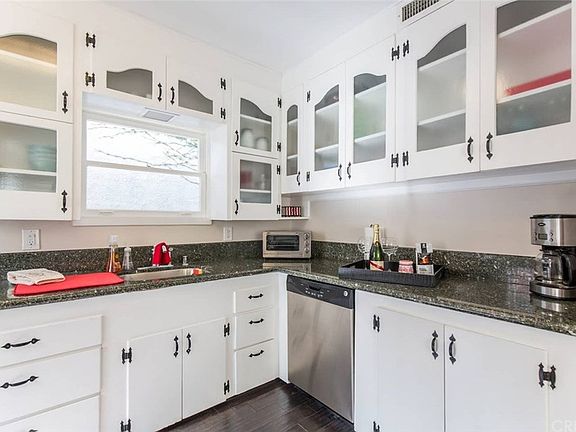 3rd image of 4323 Laurelgrove Ave
