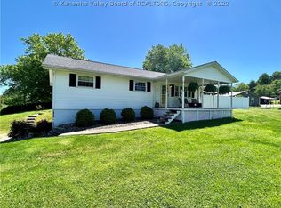 3272 Howells Mill Rd, Ona, WV 25545