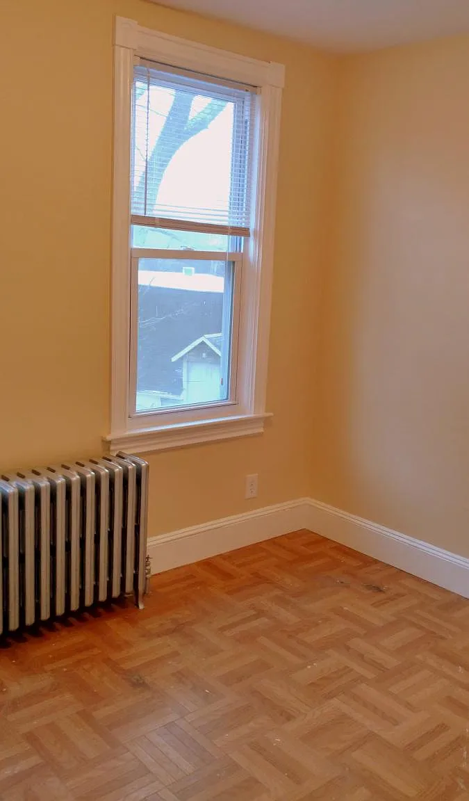 2 bed, 1.5 bath, 912 sqft, $1,800 — Photo 3